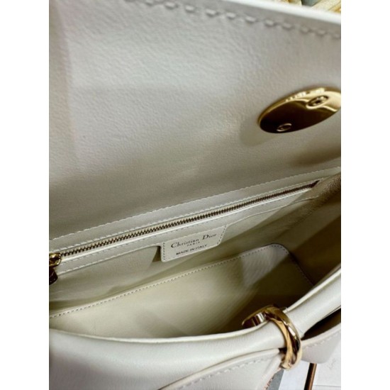 Replica Dior CD 26SS Bow-Adorned Tote Bag White