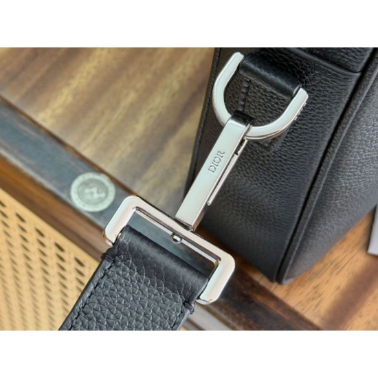 Replica Dior CD Icon Men Zipper Briefcase Tote Shoulder Bag Black Replica Dior CD Icon Men Zipper Briefcase Tote Shoulder Bag Black