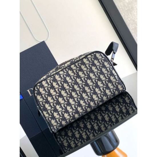 Replica Dior Toiletry Bag in Dior Beige Oblique Jacquard Fake Dior Toiletry Bag in Dior Beige Oblique Jacquard Replica