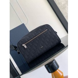 Replica Dior Toiletry Bag in Dior Black Oblique Jacquard