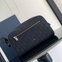 Replica Dior Toiletry Bag in Dior Black Oblique Jacquard