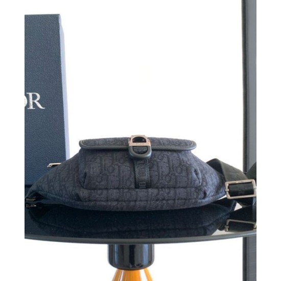 Replica Dior Dior 8 Belt Bag Black Replica Dior Dior 8 Belt Bag Black