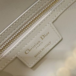 Replica Dior Groove 20 Bag Apricot