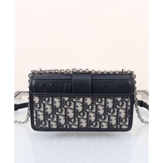 Replica Dior 30 Montaigne East-West Bag with Chain Dark Blue Replica Dior 30 Montaigne East-West Bag with Chain Dark Blue