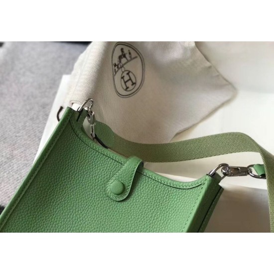 Fake Hermes Evelyne III TPM Mini Bag In Vert Criquet Clemence Leather Replica Replica Hermes Evelyne III TPM Mini Bag In Vert Criquet Clemence Leather