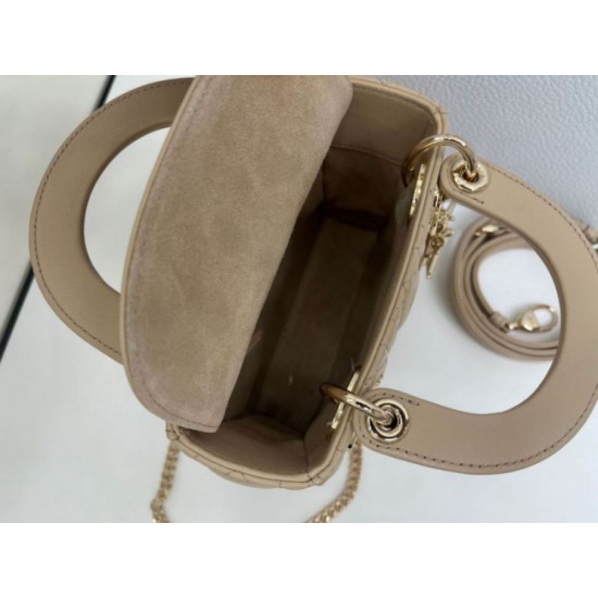 Super Clone Replica Dior Mini Lady Dior Arco bag with D.I.O.R charms and beige Top Replica Dior Mini Lady Dior Arco bag with D.I.O.R charms and beige