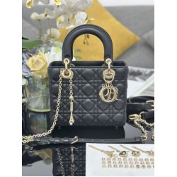 Super Clone Replica Dior small Lady Dior My ABCDior bag with D.I.O.R lambskin pendant in black cannage Top Replica Dior small Lady Dior My ABCDior bag with D.I.O.R lambskin pendant in black cannage