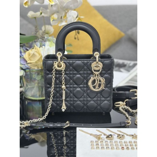 Super Clone Replica Dior small Lady Dior My ABCDior bag with D.I.O.R lambskin pendant in black cannage Top Replica Dior small Lady Dior My ABCDior bag with D.I.O.R lambskin pendant in black cannage