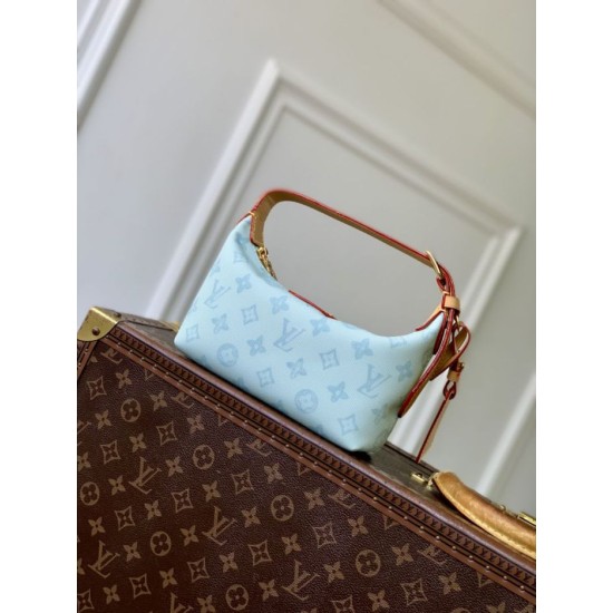Top Replica Louis Vuitton Hills Pochette Bag Blue