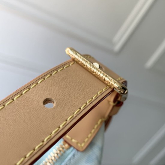 Top Replica Louis Vuitton Hills Pochette Bag Blue