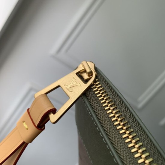 Super Clone Replica LV Pochette Voyage Souple Men's Clutch Green Top Replica LV Pochette Voyage Souple Men's Clutch Green