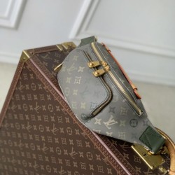 Top Replica Louis Vuitton Rush Bumbag Men's Shoulder Bag M26933 Green