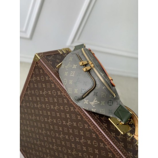 Super Clone Replica Louis Vuitton Rush Bumbag Men's Shoulder Bag M26933 Green Top Replica Louis Vuitton Rush Bumbag Men's Shoulder Bag M26933 Green