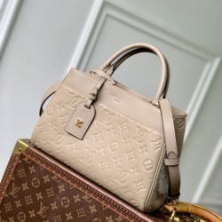 Top Replica Louis Vuitton Avenue PM Tote Bag M15231 Apricot