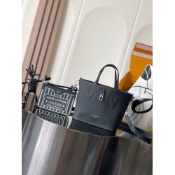 Top Replica Louis Vuitton Neverfull Bandoulière Inside Out BB M15210 Black
