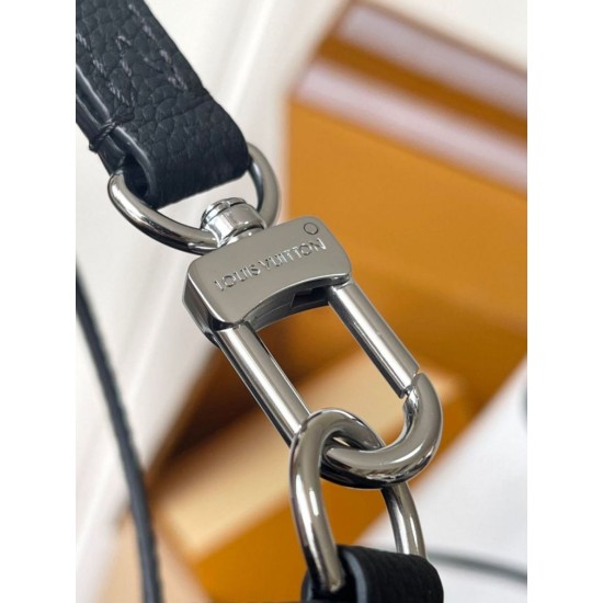 Super Clone Replica Louis Vuitton Neverfull Bandoulière Inside Out BB M15210 Black Top Replica Louis Vuitton Neverfull Bandoulière Inside Out BB M15210 Black