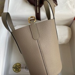 Top Replica Hermes In The Loop 18 tote bag in gray Clemence