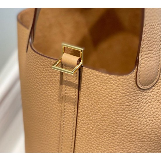 Super Clone Replica Hermes Picotin Lock 18/22 Tote Bag in Brown Clemence Top Replica Hermes Picotin Lock 18/22 Tote Bag in Brown Clemence