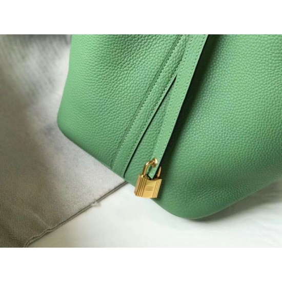 Super Clone Replica Hermes Picotin Lock Tote Bag 18/22 Green Clemence Top Replica Hermes Picotin Lock Tote Bag 18/22 Green Clemence