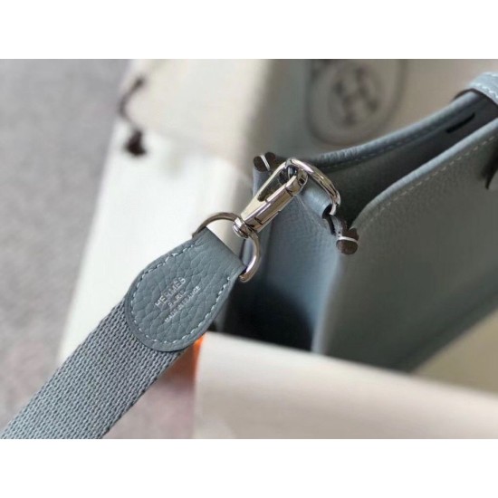 Replica Hermes Evelyne III TPM Mini Bag Blue Clemence Replica Hermes Evelyne III TPM Mini Bag Blue Clemence