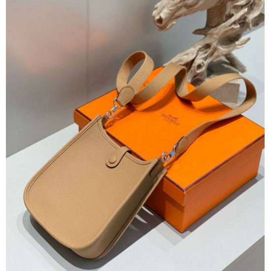 Replica Hermes Evelyne III TPM Mini Bag Brown Clemence Replica Hermes Evelyne III TPM Mini Bag Brown Clemence