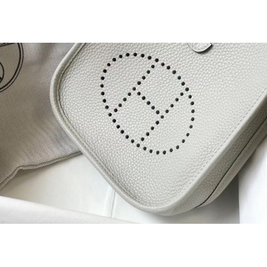 Replica Hermes Evelyne III TPM Mini Bag Gray Clemence Replica Hermes Evelyne III TPM Mini Bag Gray Clemence