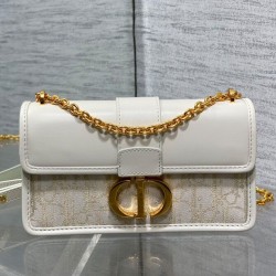 Replica Dior 30 Montaigne East-West Bag Dior Oblique denim With Chain Cream