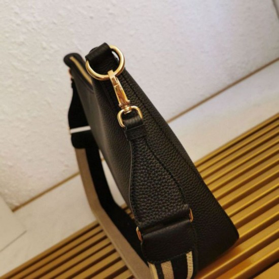 Replica Prada Shoulder Bag Grained Black Replica Prada Shoulder Bag Grained Black