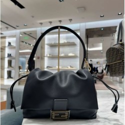 Replica Fendi Mamma Baguette Medium/Large Bag Nappa Black
