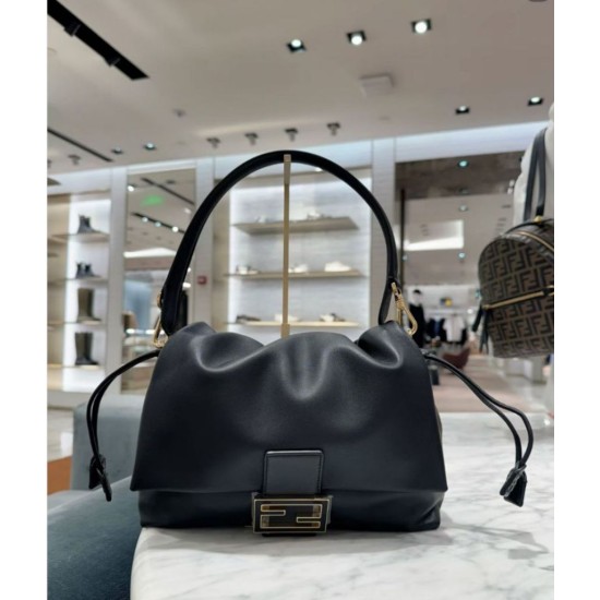 Replica Fendi Mamma Baguette Medium/Large Bag Nappa Black Replica Fendi Mamma Baguette Medium/Large Bag Nappa Black