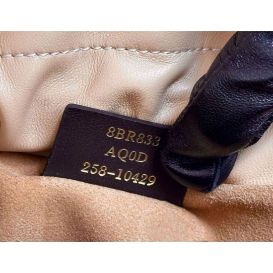 Replica Fendi Mamma Baguette Medium/Large Bag Nappa Apricot Replica Fendi Mamma Baguette Medium/Large Bag Nappa Apricot