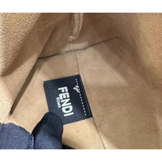 Replica Fendi Mamma Baguette Medium/Large Bag Nappa Beige Replica Fendi Mamma Baguette Medium/Large Bag Nappa Beige