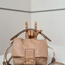 Replica Fendi Mamma Baguette Small Bag Apricot