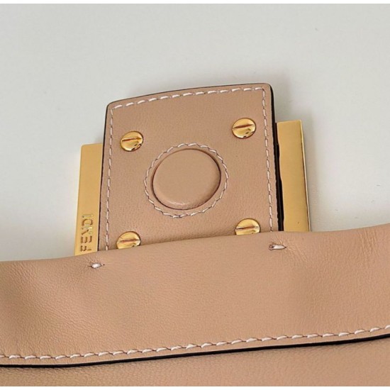 Replica Fendi Mamma Baguette Small Bag Apricot Replica Fendi Mamma Baguette Small Bag Apricot