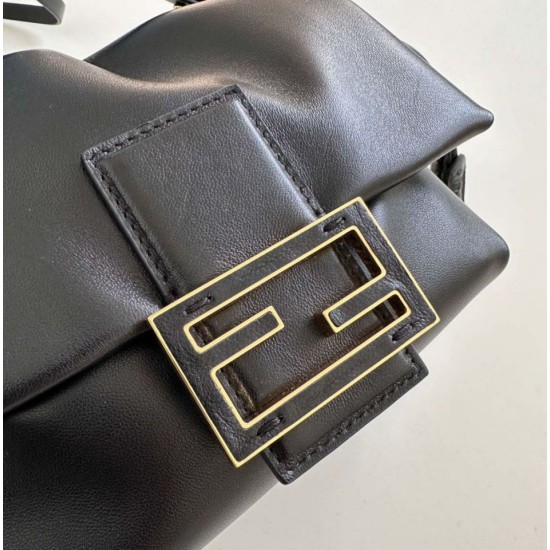 Replica Fendi Mamma Baguette Small Bag Black Replica Fendi Mamma Baguette Small Bag Black