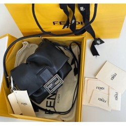 Replica Fendi Mamma Baguette Small Bag Black Replica Fendi Mamma Baguette Small Bag Black