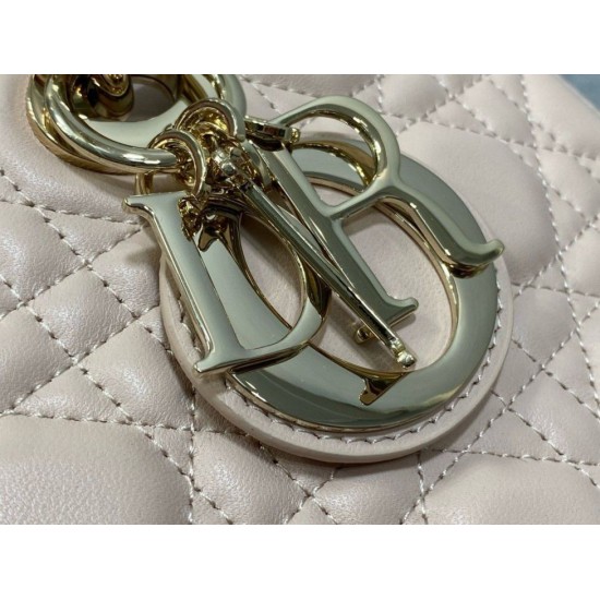 Replica Dior Lady D-Joy Medium Bag Cannage Pink Replica Dior Lady D-Joy Medium Bag Cannage Pink