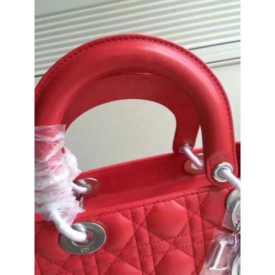 Replica Dior Classic Medium Lady Dior Bag Red Replica Dior Classic Medium Lady Dior Bag Red