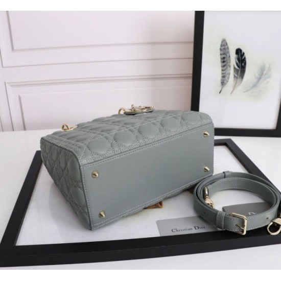 Replica Dior Classic Medium Lady Dior Cannage Bag Gray Replica Dior Classic Medium Lady Dior Cannage Bag Gray
