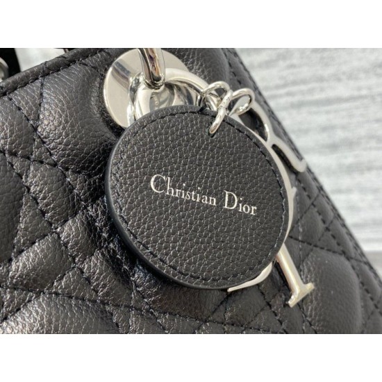 Replica Dior Lady Dior Medium Bag Grained Calfskin Black Replica Dior Lady Dior Medium Bag Grained Calfskin Black
