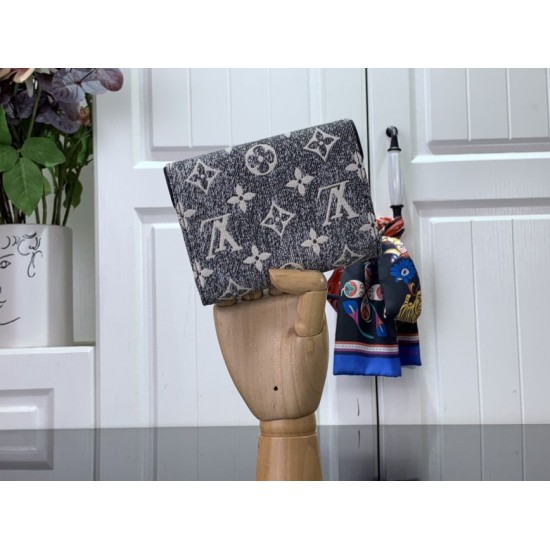 Replica Louis Vuitton Victorine Wallet Autres Toiles Monogram M81859 Replica Louis Vuitton Victorine Wallet Autres Toiles Monogram M81859