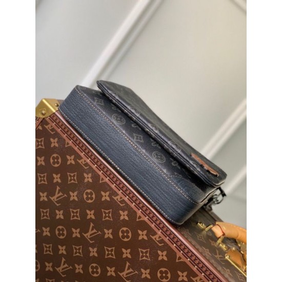 Replica Louis Vuitton Trio Messenger Monogram Men Bag M46340 Replica Louis Vuitton Trio Messenger Monogram Men Bag M46340