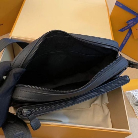 Fake Louis Vuitton Trio Messenger G65 Men Bag M46602 Replica