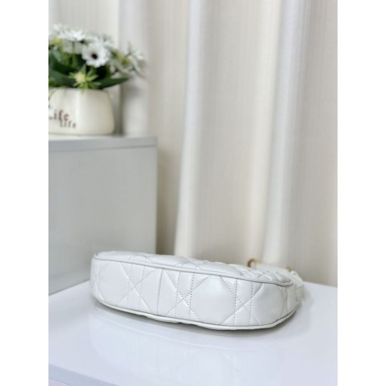 Fake Christian Dior CD Lounge Bag Supple Macrocannage White Replica Replica Christian Dior CD Lounge Bag Supple Macrocannage White