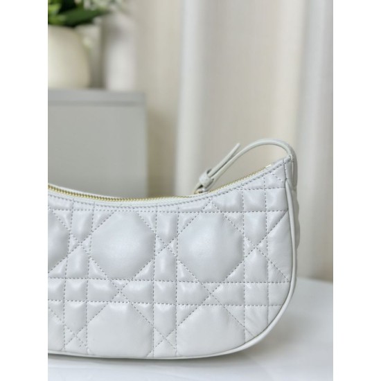 Fake Christian Dior CD Lounge Bag Supple Macrocannage White Replica Replica Christian Dior CD Lounge Bag Supple Macrocannage White