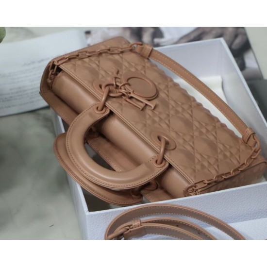 Replica Christian Dior Lady D-Joy Bag Calfskin with Diamond Motif Poudre Replica Christian Dior Lady D-Joy Bag Calfskin with Diamond Motif Poudre