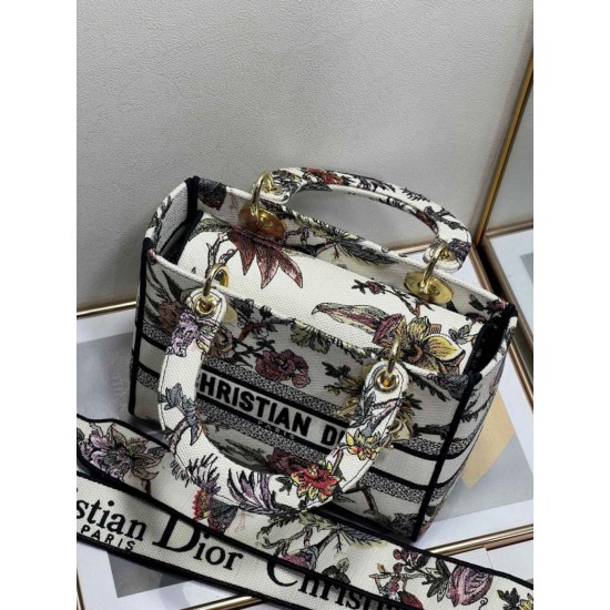 Replica Christian Dior Medium Lady D-Lite Bag Jardin Botanique Embroidery White Replica Christian Dior Medium Lady D-Lite Bag Jardin Botanique Embroidery White