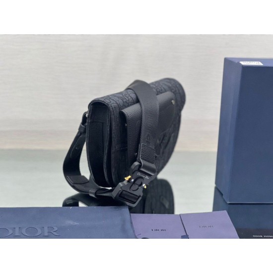 Fake Christian Dior Saddle Men Pouch Dior Oblique Jacquard Black Replica Fake Christian Dior Saddle Men Pouch Dior Oblique Jacquard Black Replica