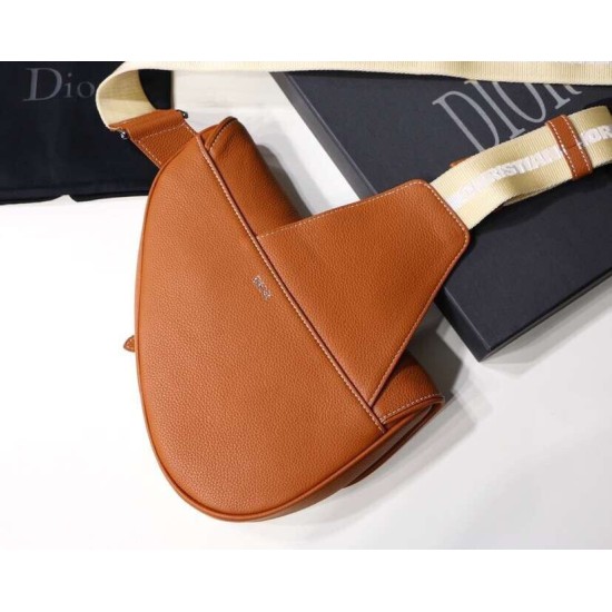 Replica Christian Dior Saddle Belt Men Bag Grained Calfskin Brown Replica Christian Dior Saddle Belt Men Bag Grained Calfskin Brown