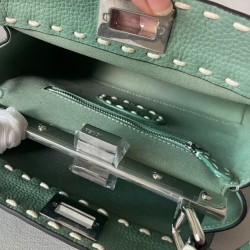 Replica Peekaboo ISeeU Small 8BN327 Bag Green